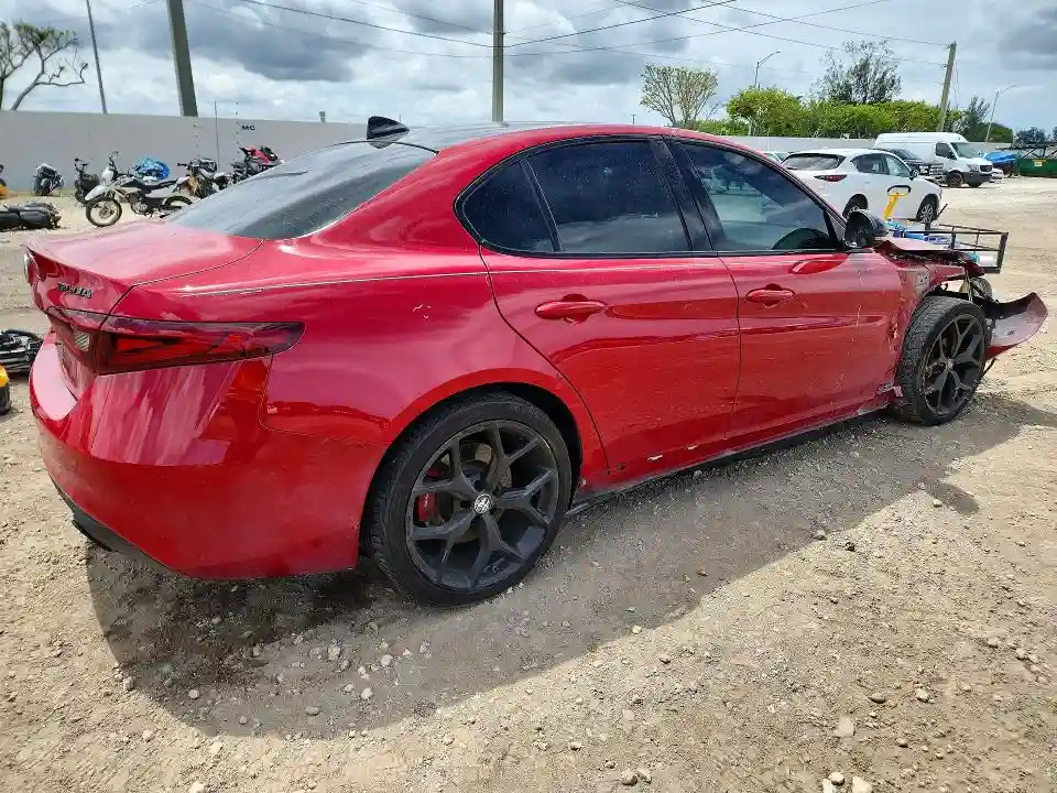 ZARFAMAN3L7631464 2020 ALFA ROMEO GIULIA-2