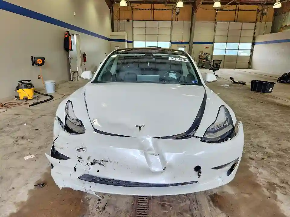 5YJ3E1EA3LF598791 2020 TESLA MODEL 3-4