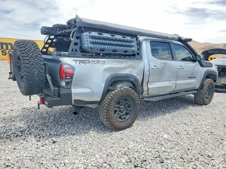 3TMCZ5AN7NM491665 2022 TOYOTA TACOMA-2