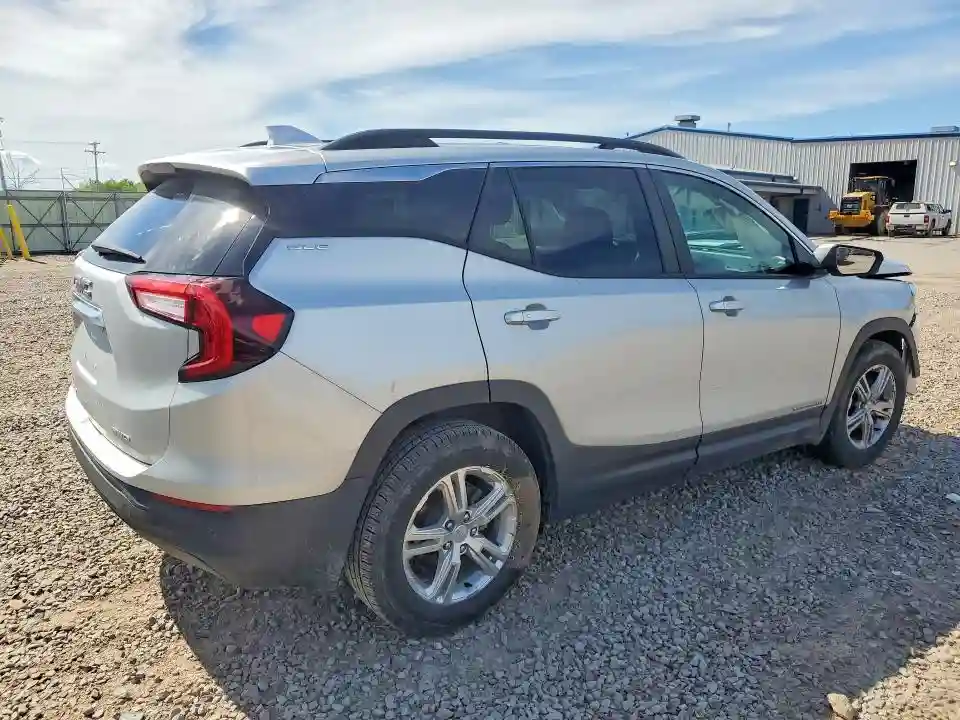 3GKALTEV8NL140572 2022 GMC TERRAIN-2