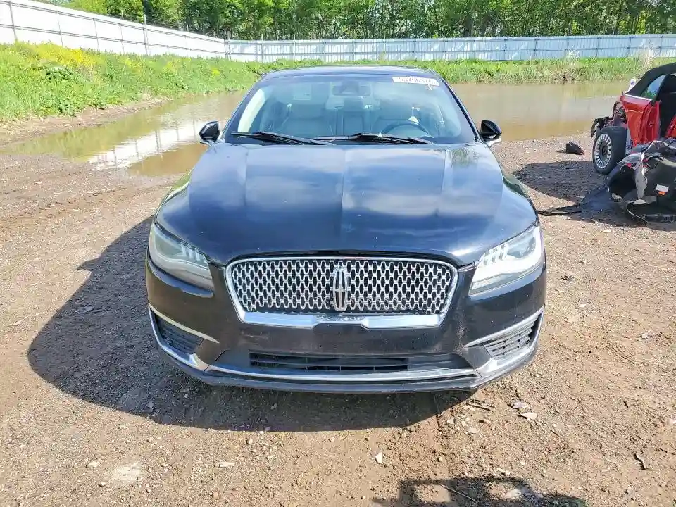 3LN6L5E98HR623590 2017 LINCOLN MKZ-4