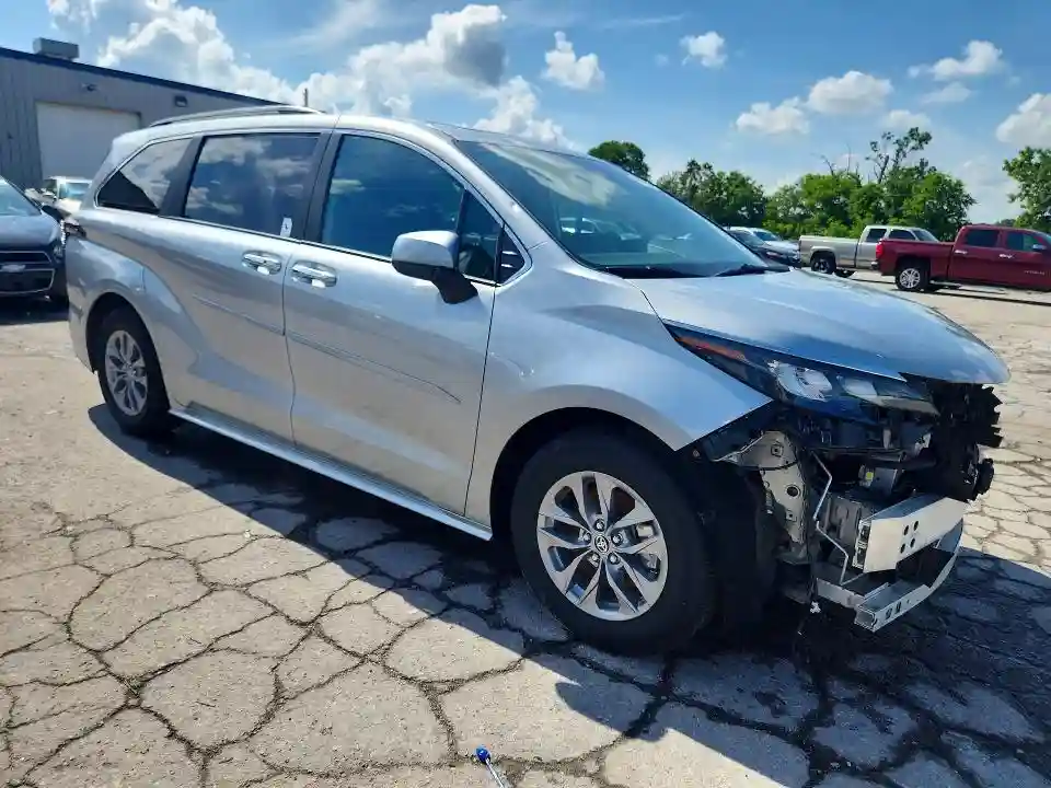 5TDJRKEC3SS246632 2025 TOYOTA SIENNA-3