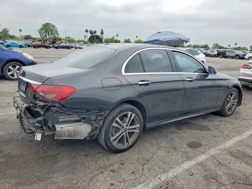 W1KZF8DB0MA967472 2021 MERCEDES-BENZ E-CLASS-2