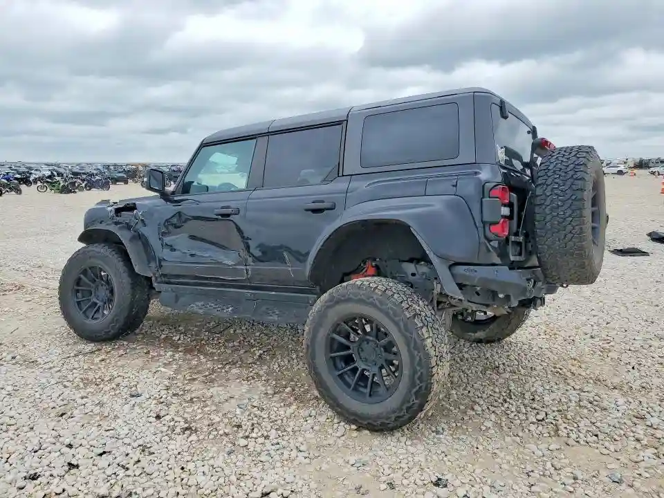 1FMEE5JR0PLB00394 2023 FORD BRONCO-1