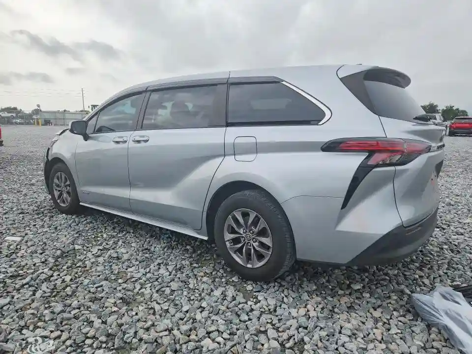 5TDKRKEC1MS016806 2021 TOYOTA SIENNA-1