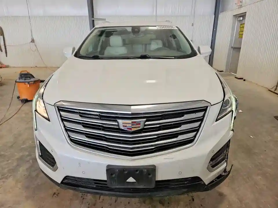 1GYKNBRS7HZ131583 2017 CADILLAC XT5-4