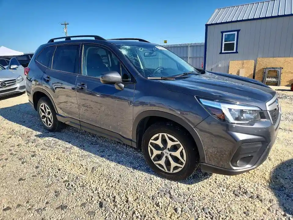 JF2SKAFC0MH557302 2021 SUBARU FORESTER-3