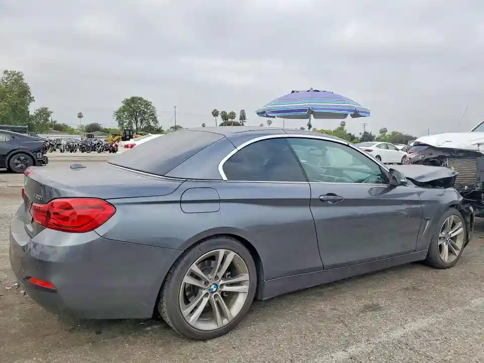 WBA4Z1C56JEC60735 2018 BMW 4 SERIES-2