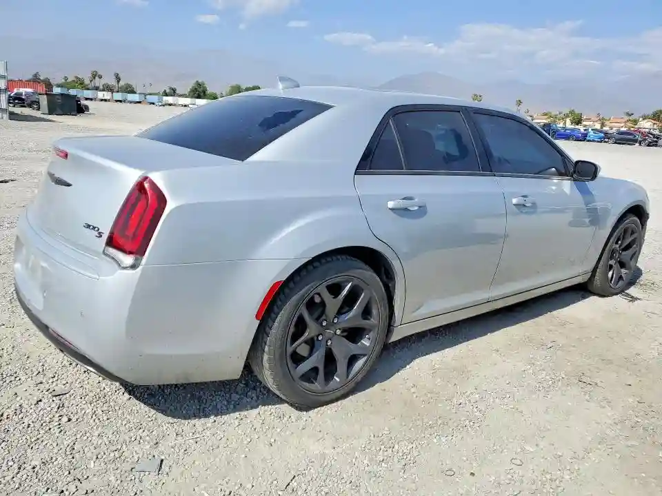2C3CCABG9NH167582 2022 CHRYSLER 300-2