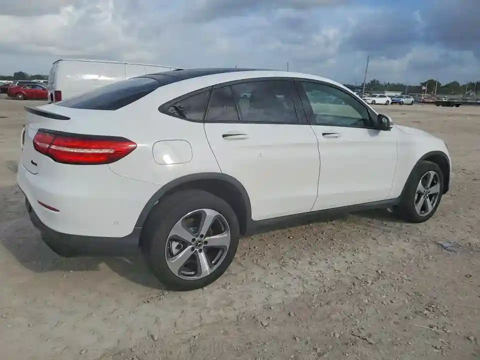 WDC0J4KB4KF574713 2019 MERCEDES-BENZ GLC-CLASS-2