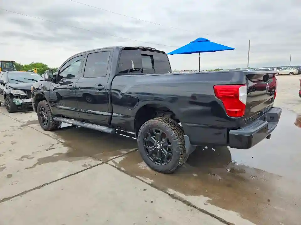 1N6BA1F48JN520146 2018 NISSAN TITAN-1