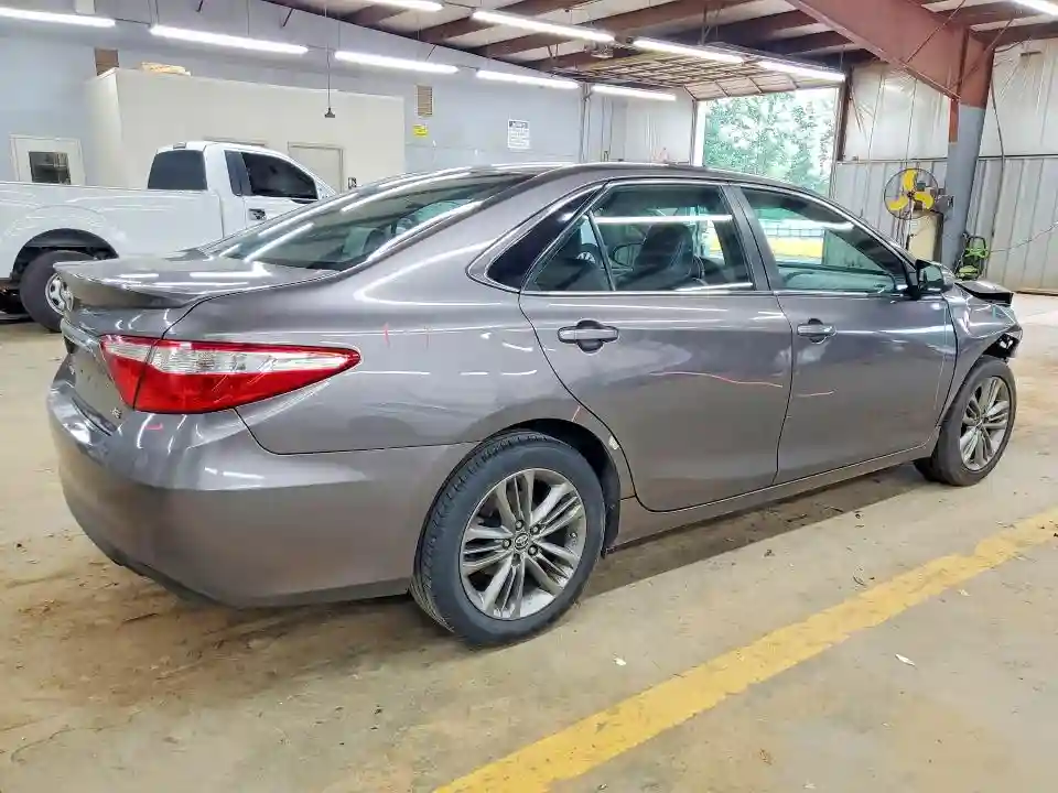 4T1BF1FK3GU547686 2016 TOYOTA CAMRY-2