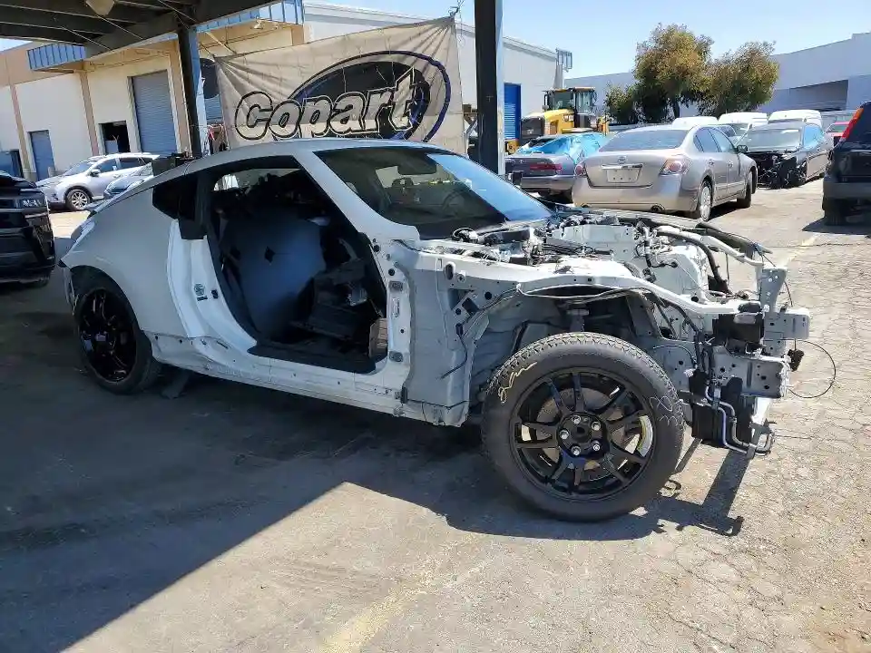 JN1AZ4EH8FM442349 2015 NISSAN 370Z-3