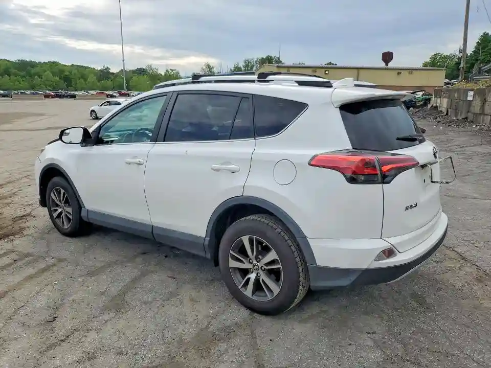 2T3RFREV5GW476443 2016 TOYOTA RAV4-1