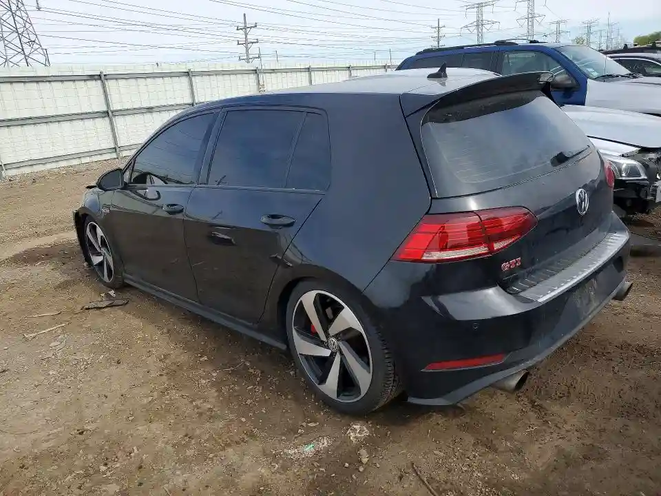 3VW6T7AU3KM023586 2019 VOLKSWAGEN GTI-1
