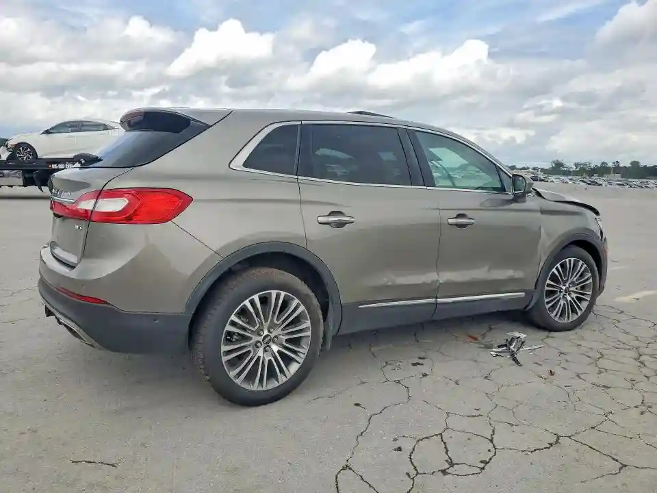 2LMTJ8LR7GBL60975 2016 LINCOLN MKX-2