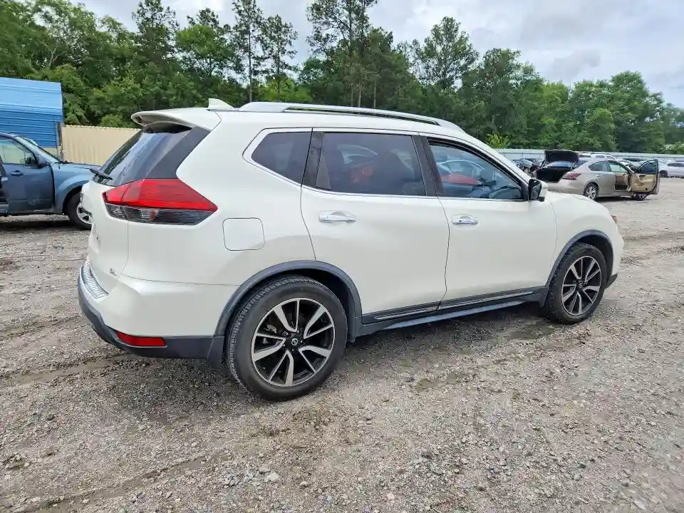 JN8AT2MT7JW491486 2018 NISSAN ROGUE-2