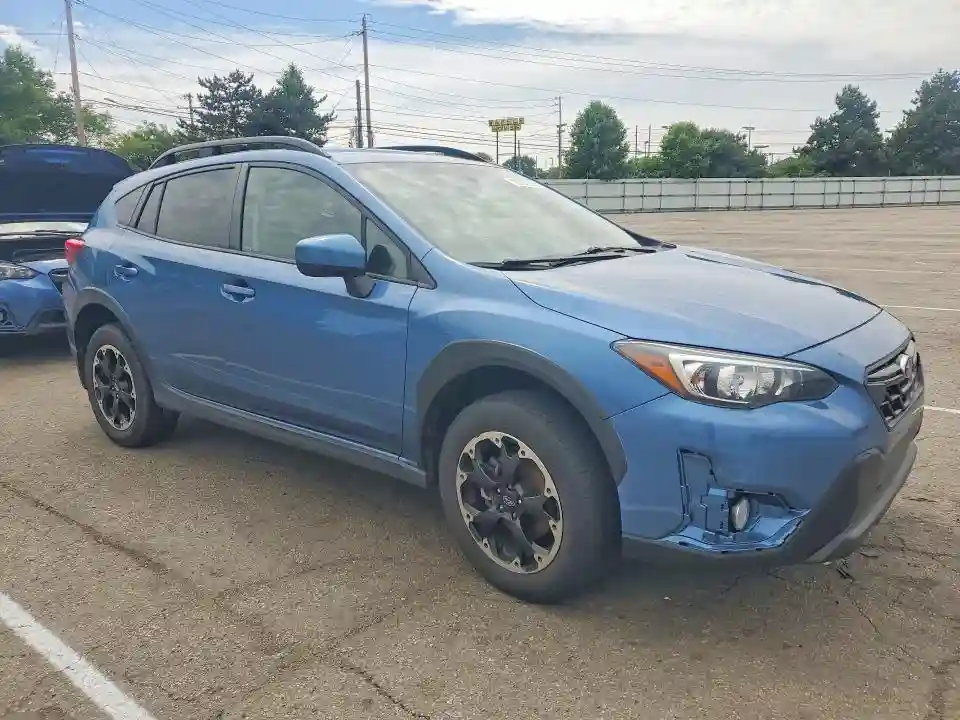 JF2GTAPC3MH200312 2021 SUBARU CROSSTREK-3