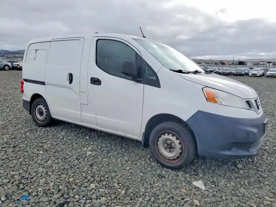 3N6CM0KN8FK712944 2015 NISSAN NV-3