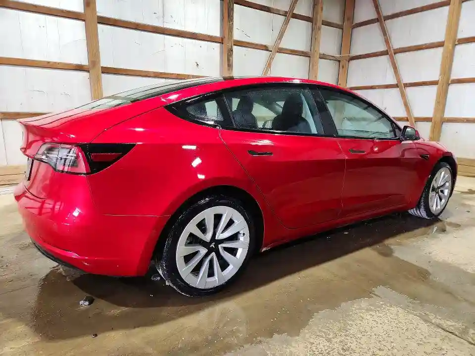 5YJ3E1EA3NF290751 2022 TESLA MODEL 3-2