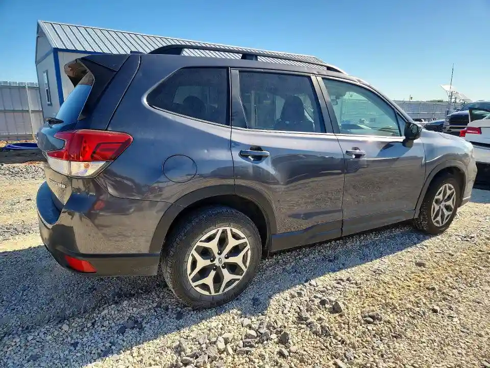 JF2SKAFC0MH557302 2021 SUBARU FORESTER-2