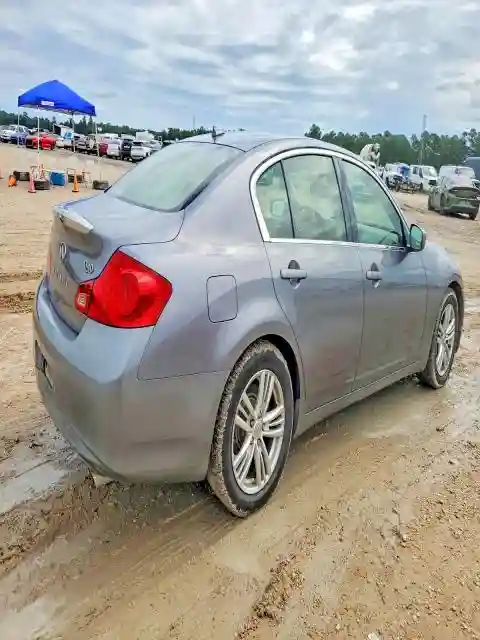 JN1CV6AP1FM503408 2015 INFINITI Q40-2