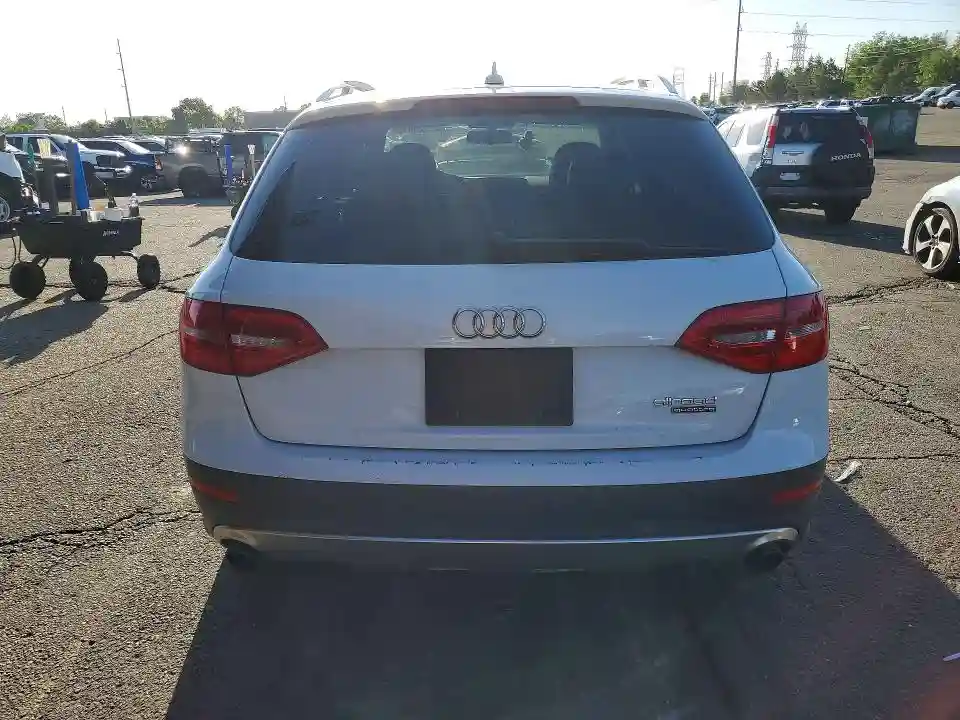 WA1TFAFL6FA118778 2015 AUDI A4-5
