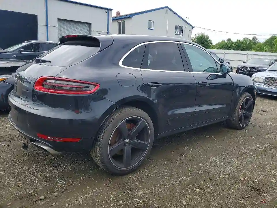 WP1AF2A59GLB93474 2016 PORSCHE MACAN-2