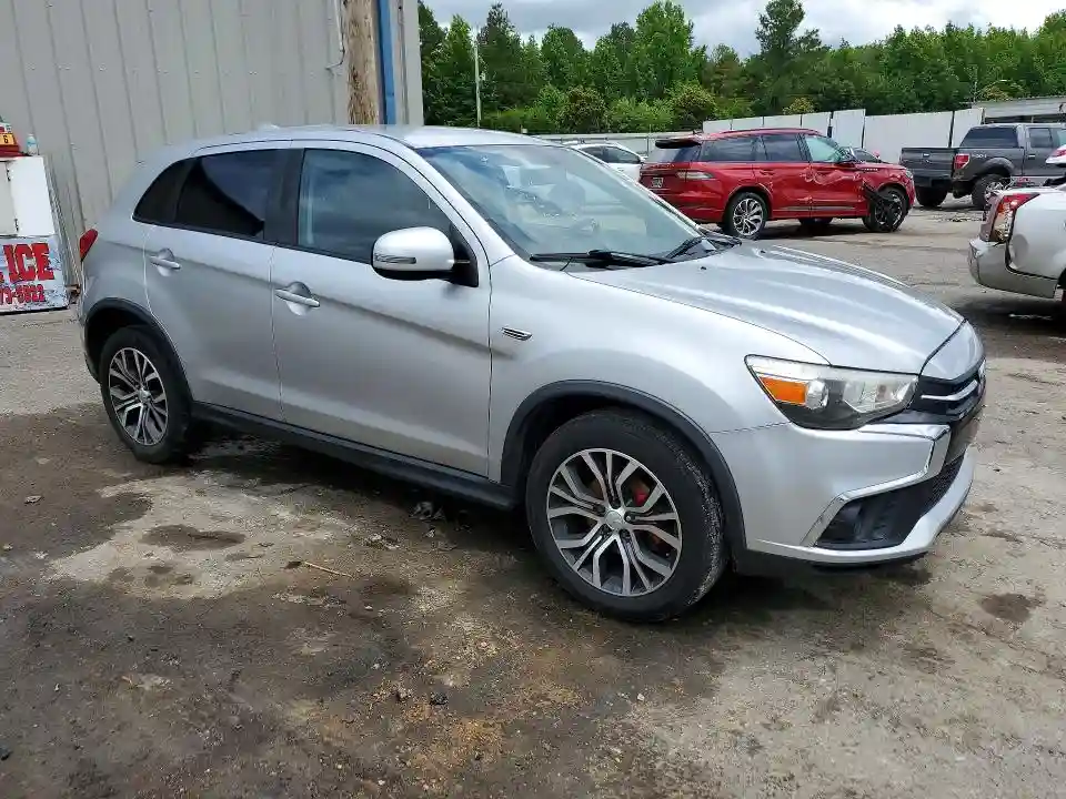 JA4AP3AU5KU018146 2019 MITSUBISHI OUTLANDER-3