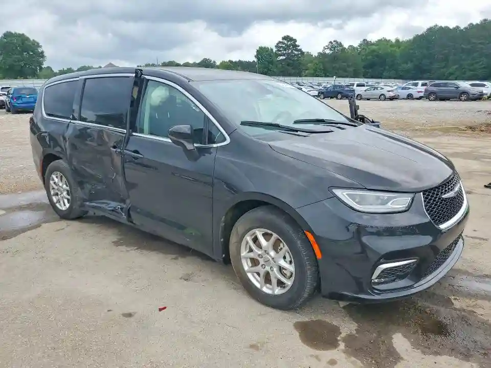 2C4RC1BG1PR631919 2023 CHRYSLER PACIFICA-3