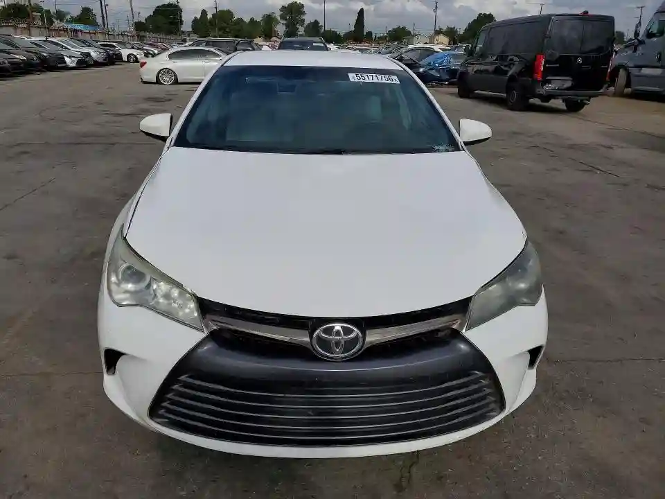 4T1BF1FKXFU104952 2015 TOYOTA CAMRY-4