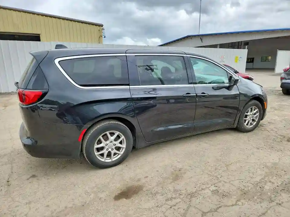 2C4RC1DG1HR516431 2017 CHRYSLER PACIFICA-2