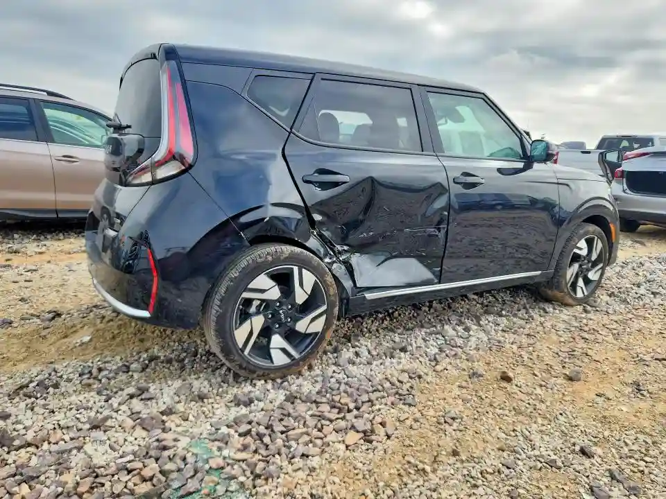 KNDJ53AU1S7948961 2025 KIA SOUL-2