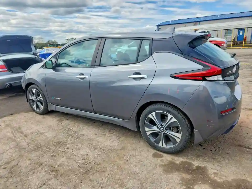 1N4AZ1CP2JC307460 2018 NISSAN LEAF-1