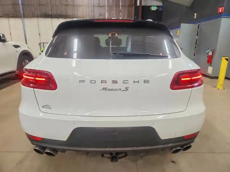 WP1AB2A57FLB55025 2015 PORSCHE MACAN-5