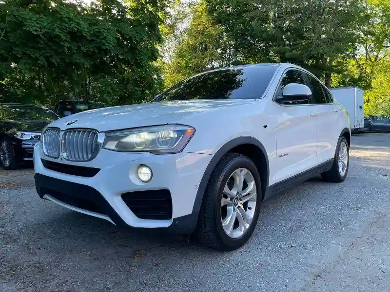 5UXXW3C52G0R20288 2016 BMW X4-1