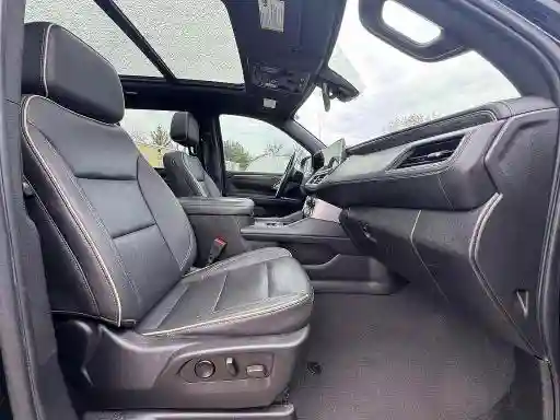 1GKS2BKT7NR237808 2022 GMC YUKON-4
