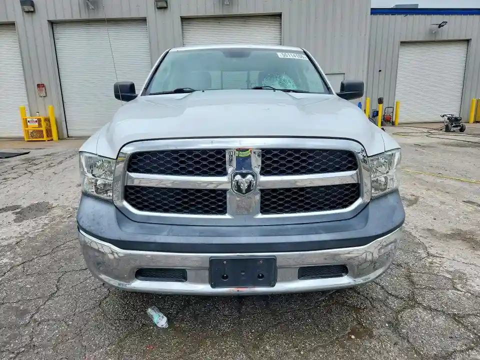 1C6RR7KG6HS612579 2017 RAM 1500-4