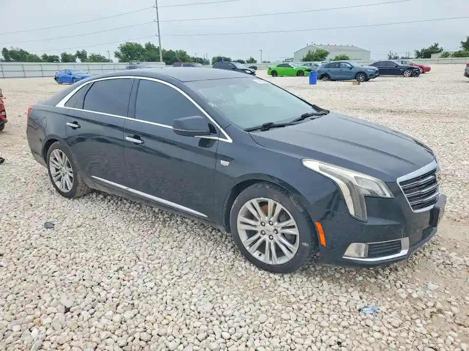 2G61M5S35J9165257 2018 CADILLAC XTS-3