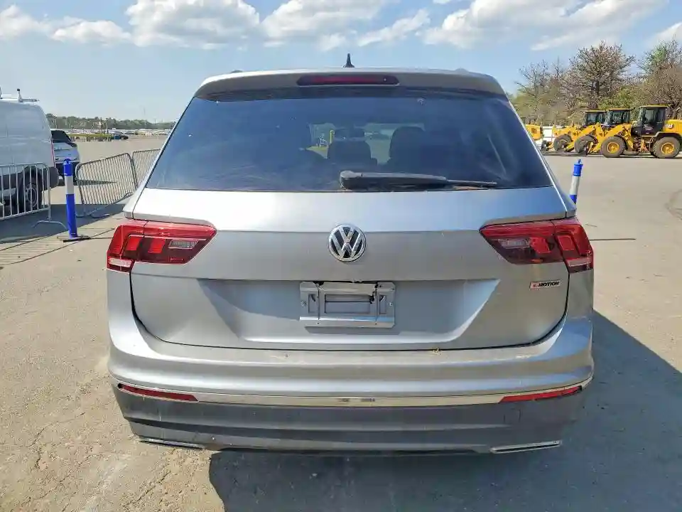 3VV2B7AX7MM014117 2021 VOLKSWAGEN TIGUAN-5