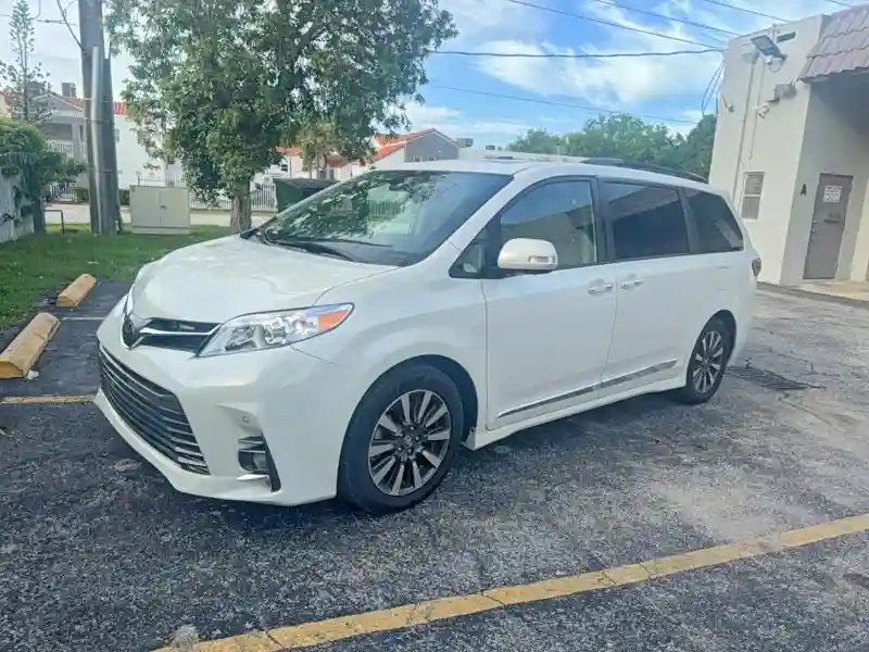 5TDYZ3DC5LS025251 2020 TOYOTA SIENNA-1