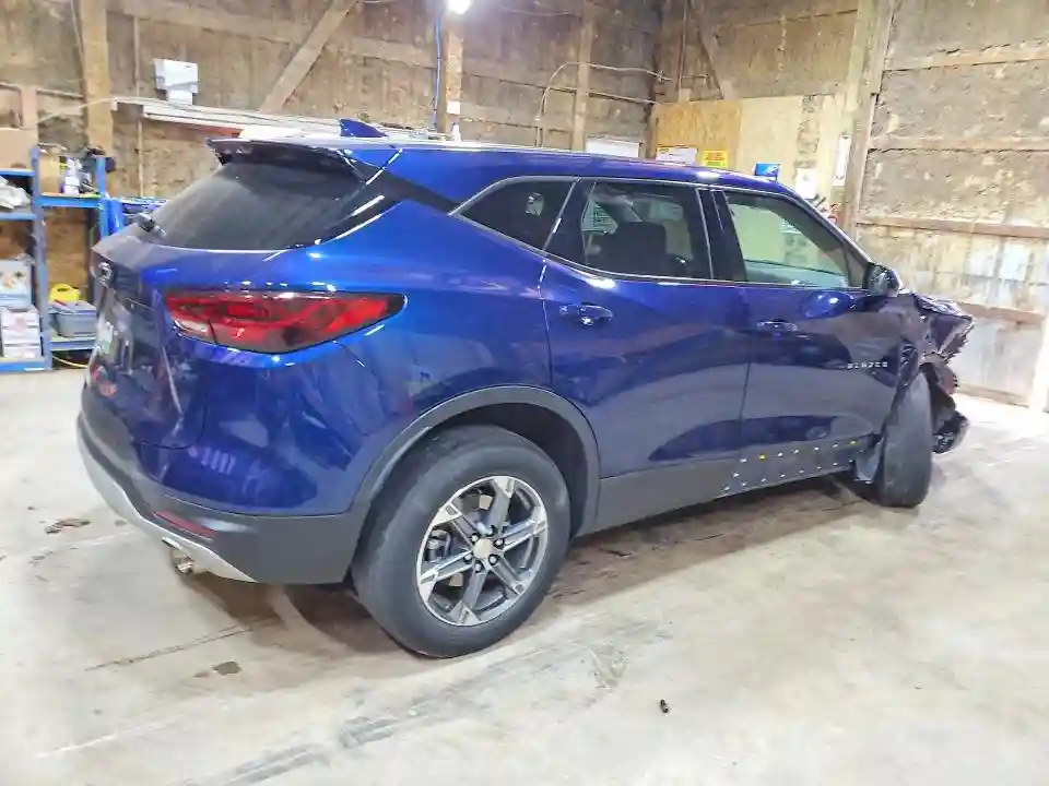 3GNKBHR4XPS115044 2023 CHEVROLET BLAZER-2