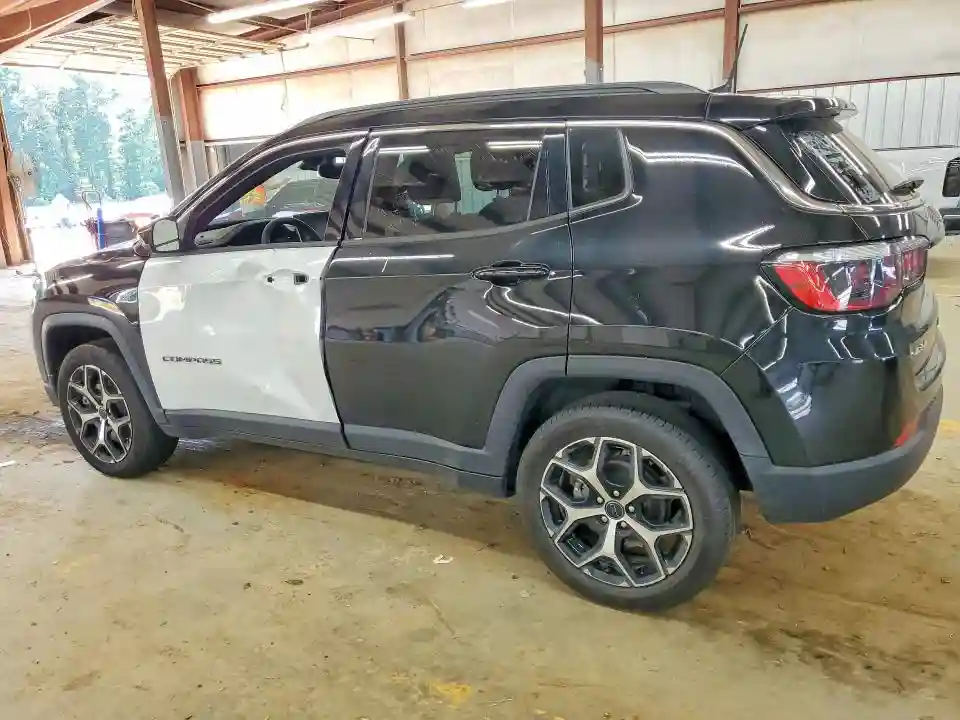 3C4NJDCN1ST590670 2025 JEEP COMPASS-1