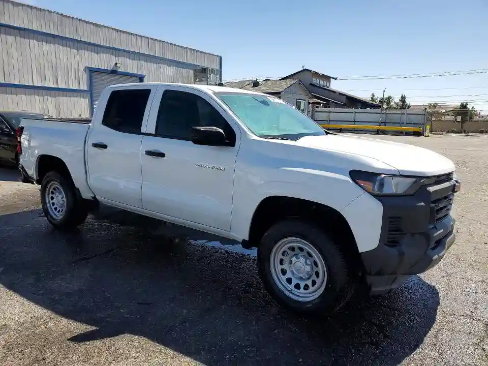 1GCGTBEC3R1113517 2024 CHEVROLET COLORADO-3