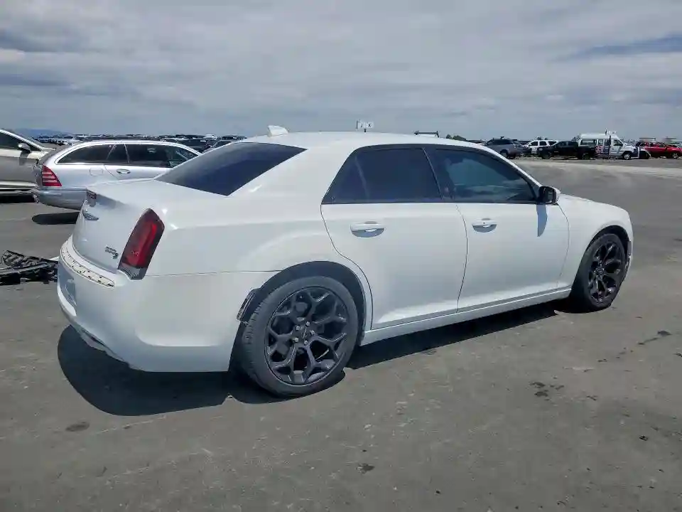 2C3CCABG4KH697888 2019 CHRYSLER 300-2