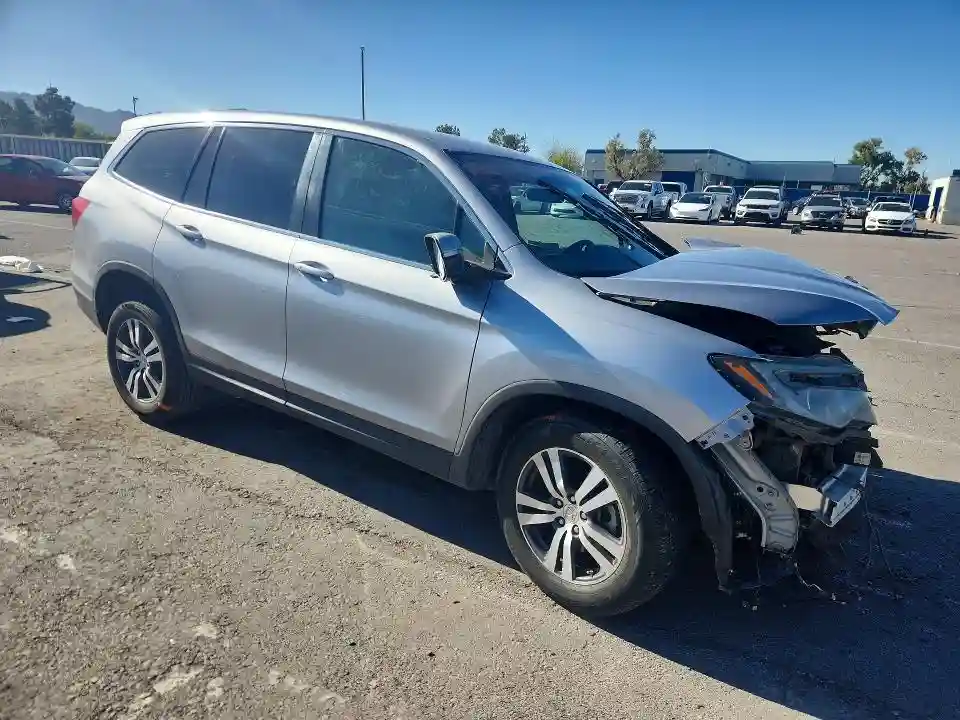 5FNYF5H39JB033658 2018 HONDA PILOT-3
