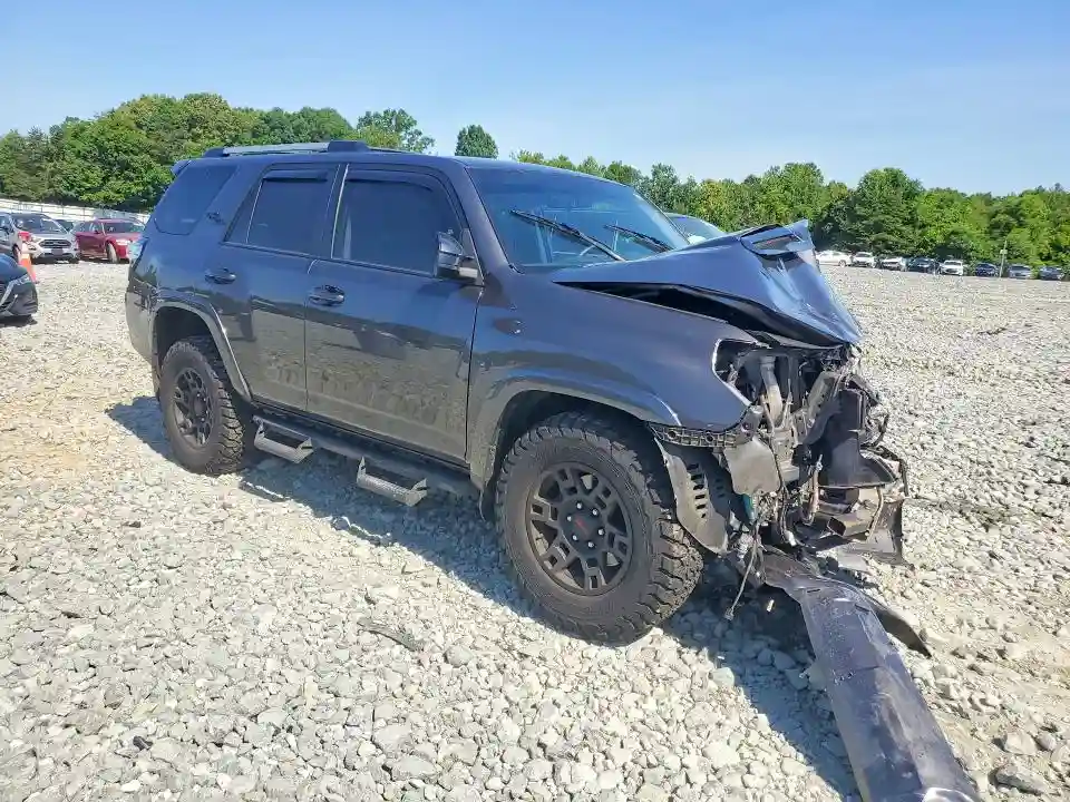 JTEBU5JR9J5509656 2018 TOYOTA 4RUNNER-3