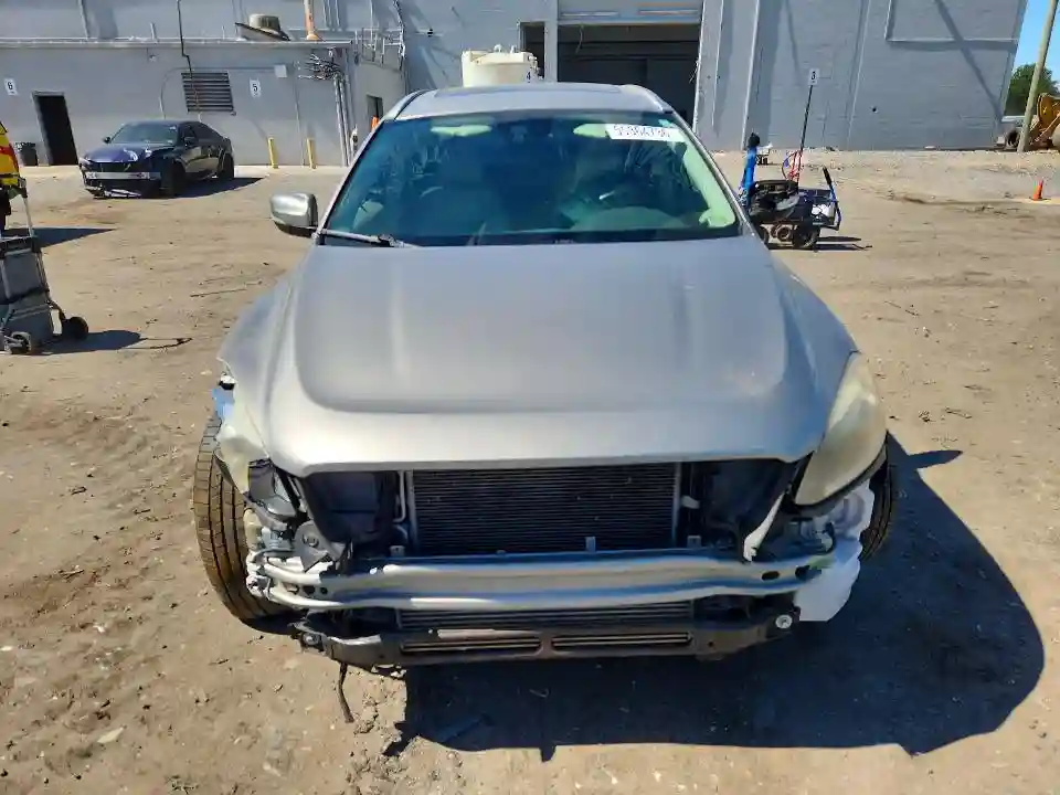 YV4902RK6F2651764 2015 VOLVO XC60-4