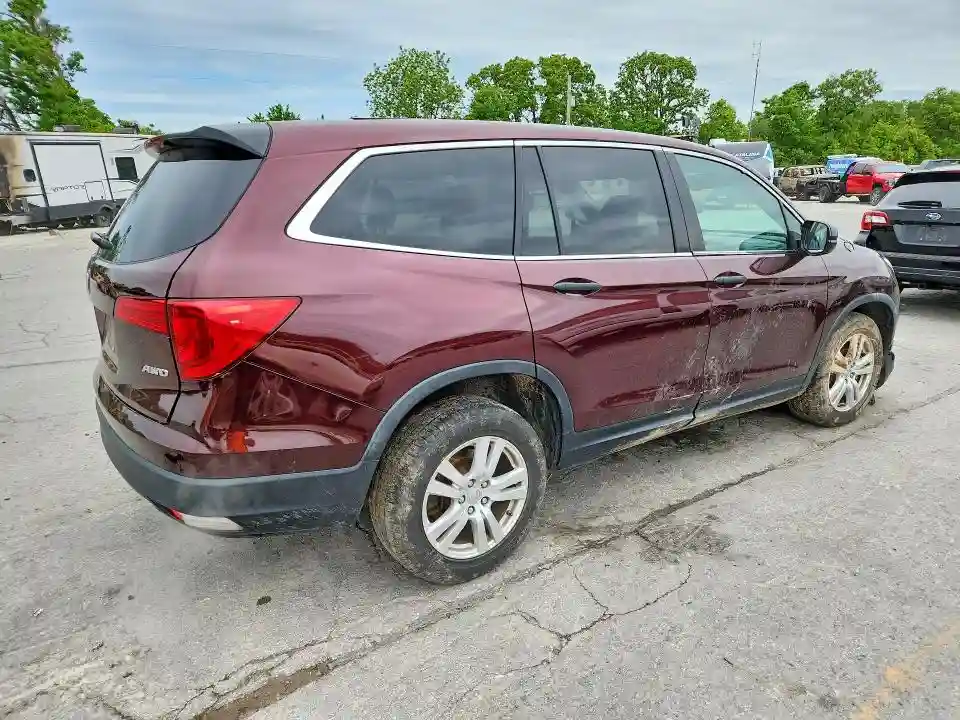 5FNYF6H15HB063464 2017 HONDA PILOT-2