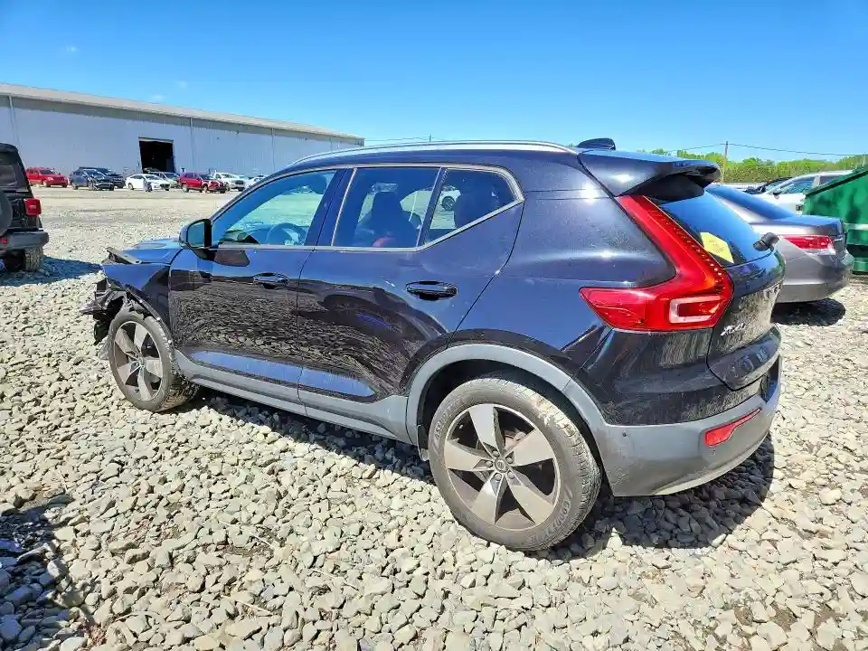 YV4162XZ1K2014271 2019 VOLVO XC40-1